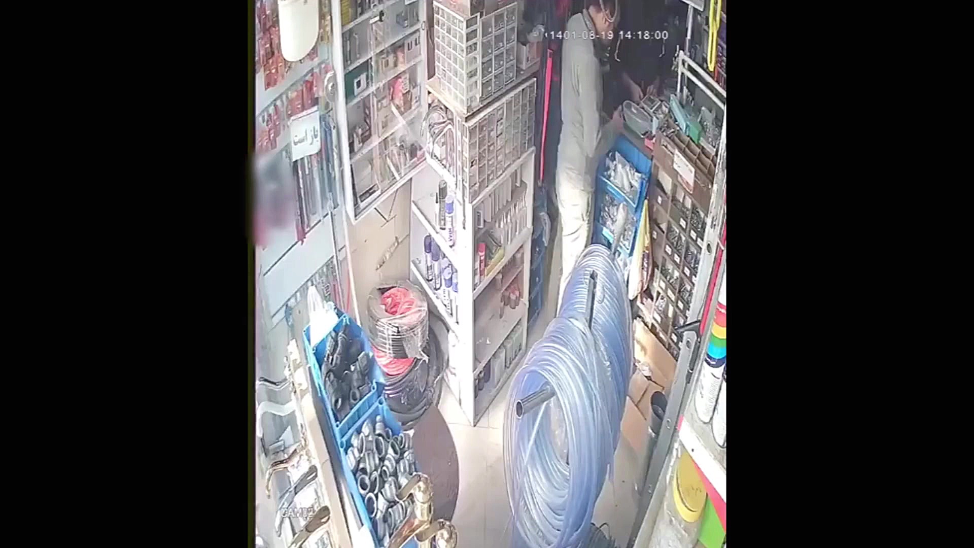 پاسخ مسئولانه ی فروشنده به دخت...