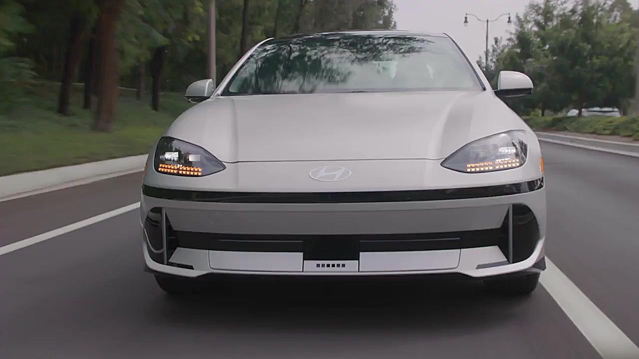 معرفی هیوندای آیونیک 6