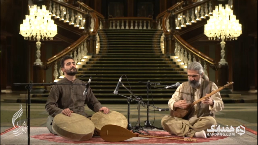 تنبورنوازی صوفیانه آرش شهریاری