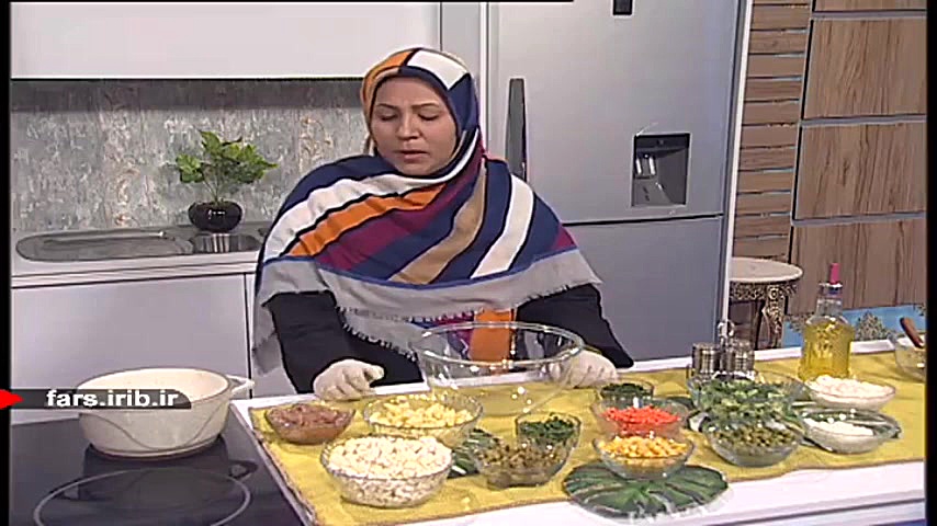 آموزش تهیه یه سالاد خوشمزه یعن...