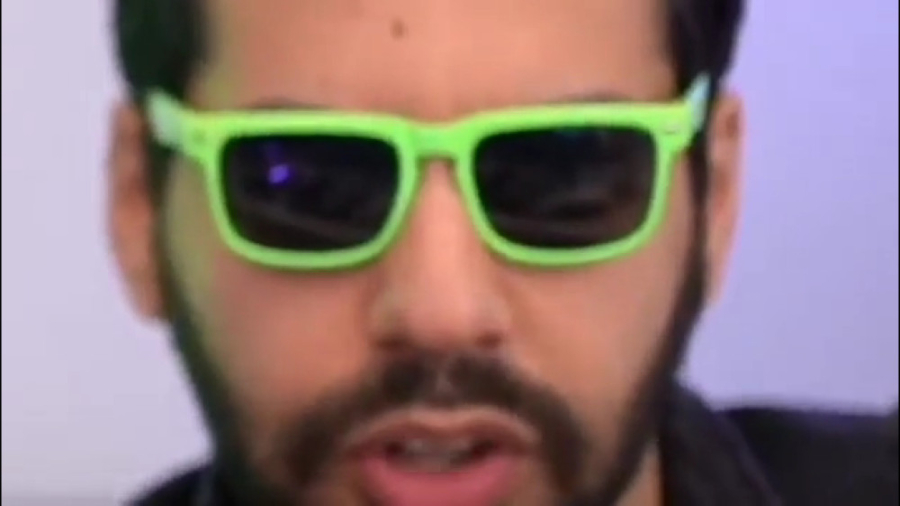 میا پلیز و کورش  گیم پلی بازی...