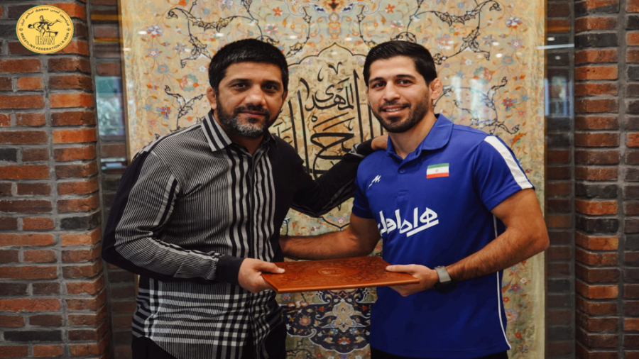 صحبت های بهنام احسان پور سرمرب...