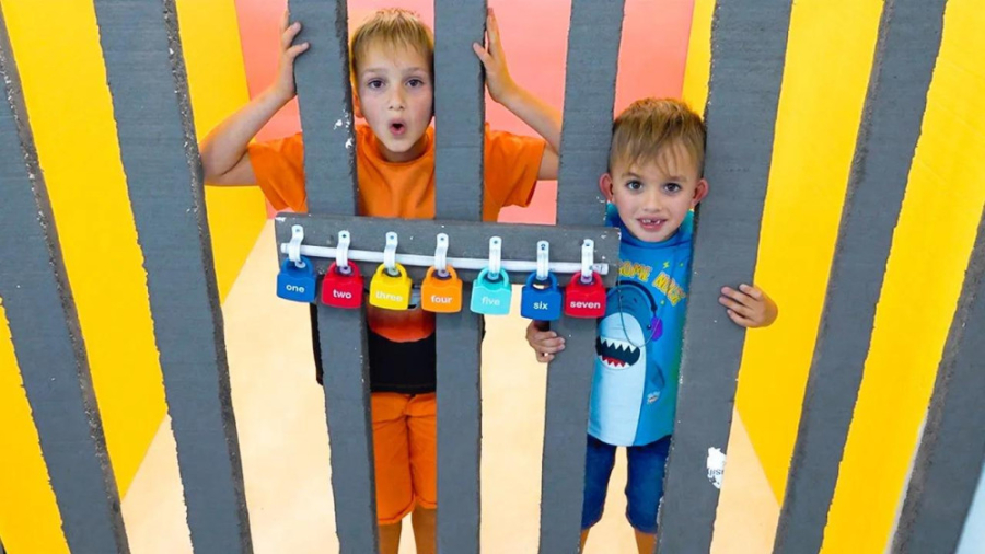 برنامه کودک ولاد و نیکی  فرار...