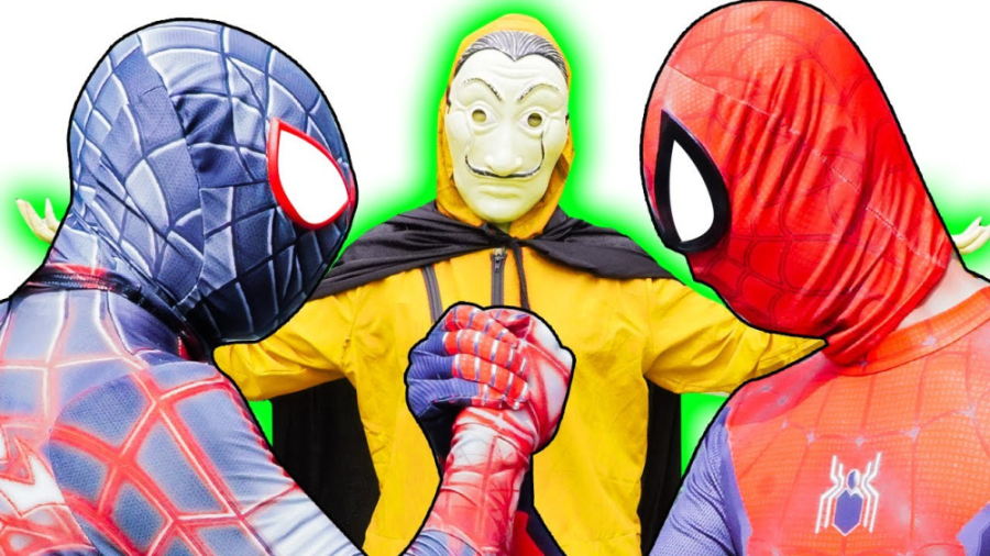 مچ اندازی مرد عنکبوتی مشکی در...