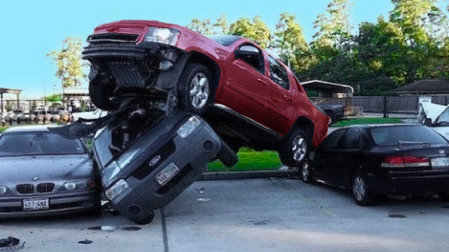 رانندگی با شکست 2022  تصادفات...