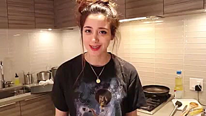 میا پلیز آشپزی سخت ترین کار دن...