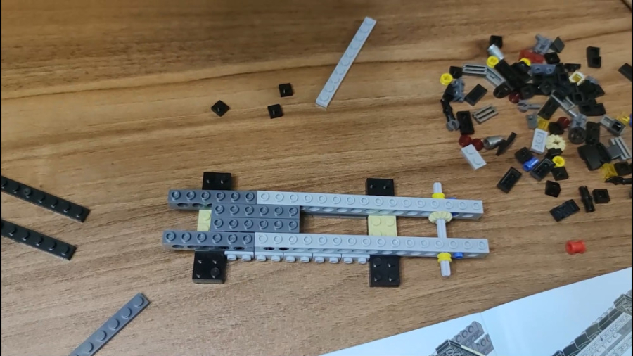 تکمیل لگوی 400 تکه ی ماشین بتم...