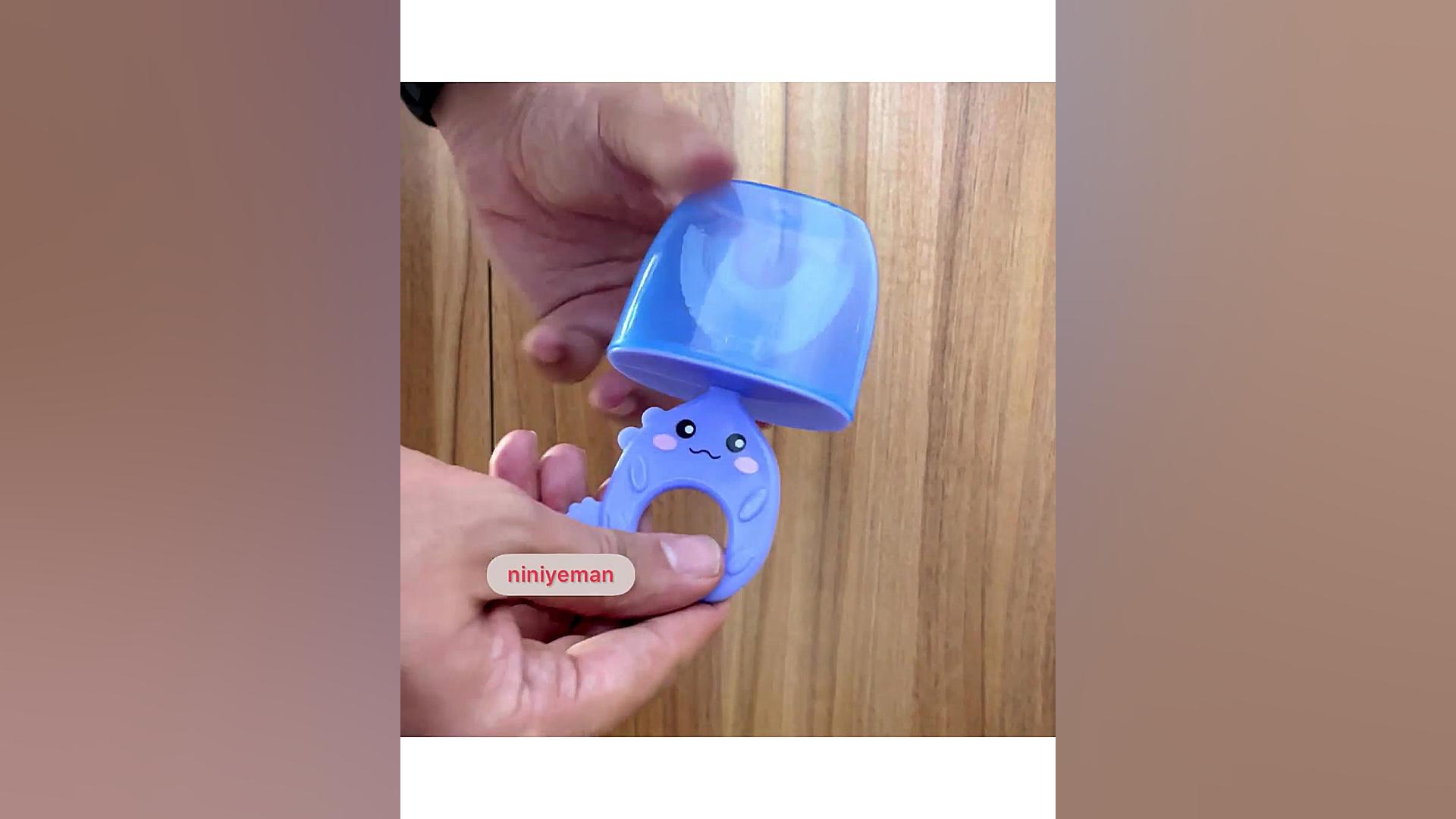 مسواك چرخشی درب دار عروسكی