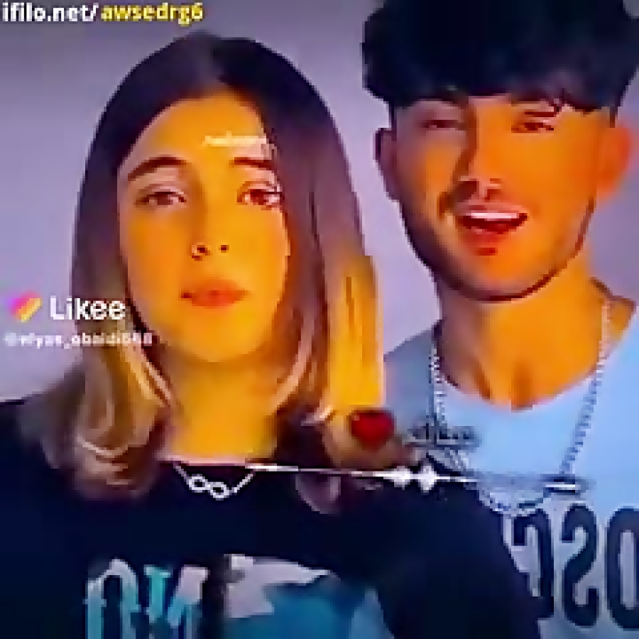 لب خونی با آهنگ عاشقانه