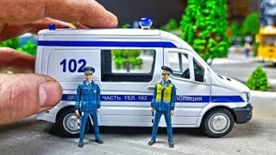 مینی ماشین و آدمک های لگویی و...