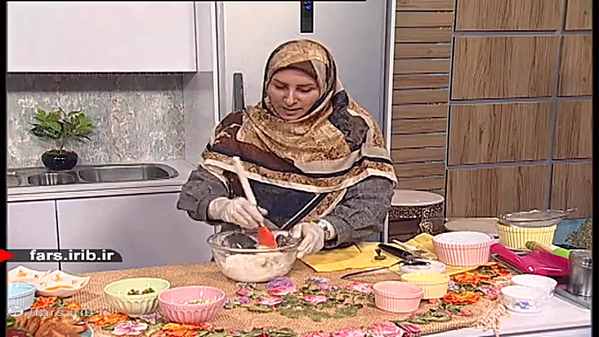 آموزش پخت &quot; پیراشکی مرغ و...