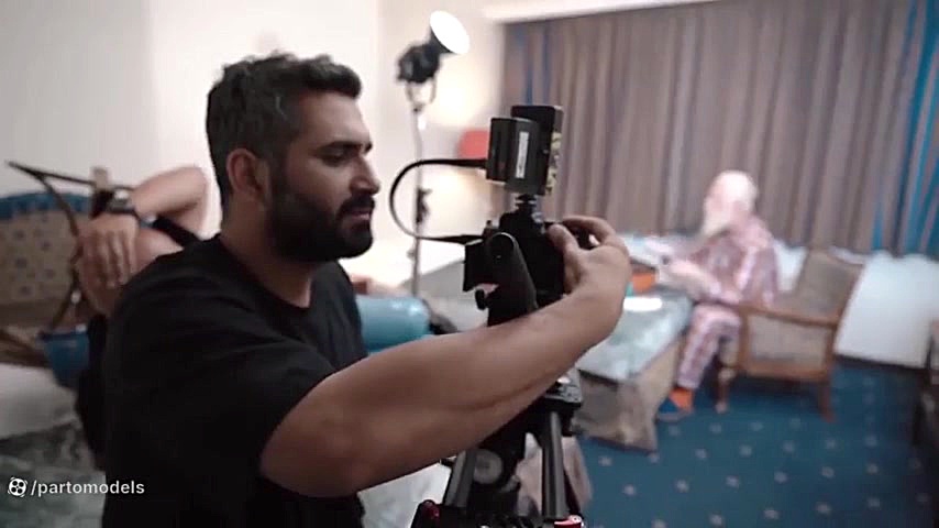 بازیگری در تیزر تبلیغاتی آژانس پرتو