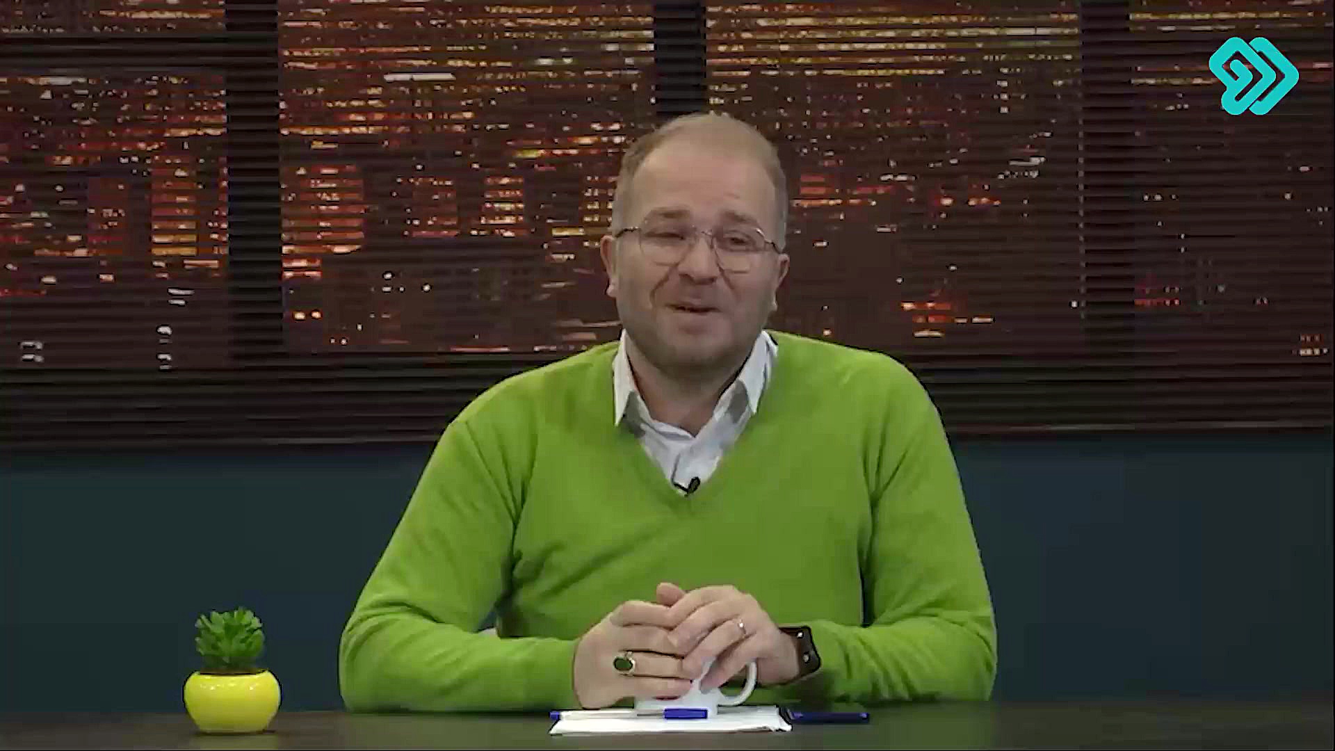 برنامه زیبای پاورقی از طنز خود...