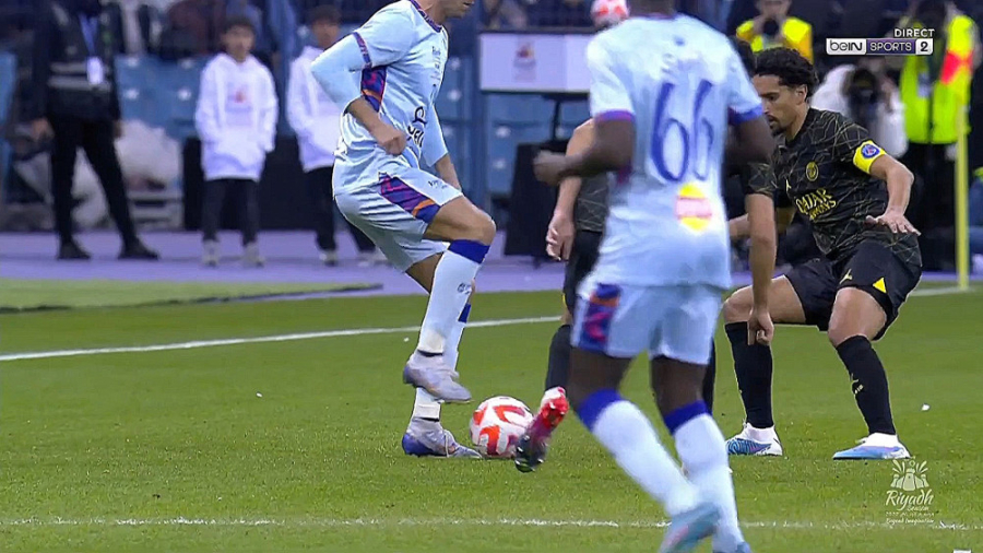 حرکت تکنیکی فوق العاده رونالدو...