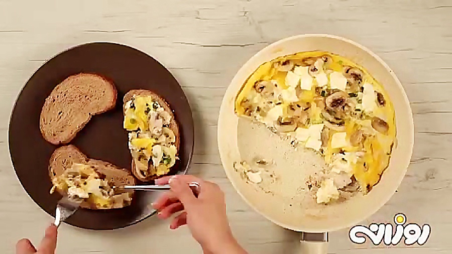 طرز تهیه تخم مرغ اسکرمبل با پن...