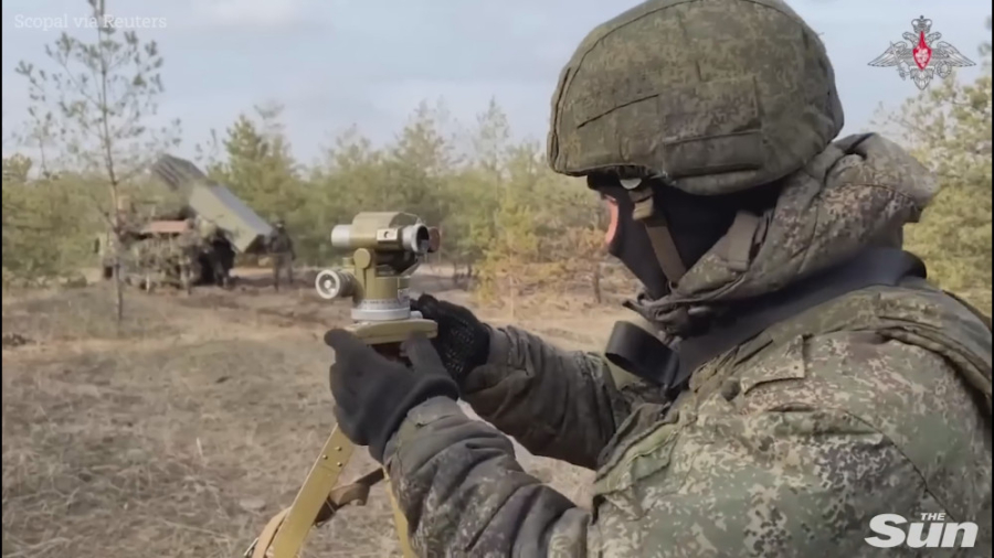 به آتش کشیدن هویتزر دی 20 اوکر...