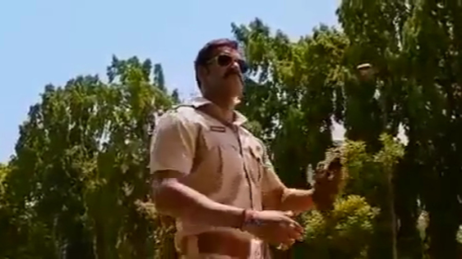 لقطات رهيبه من فلم هندي 2