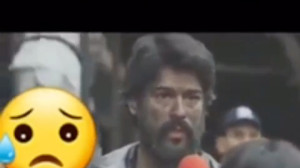 کمک رسانی زلزله بازیگر قیام عث...
