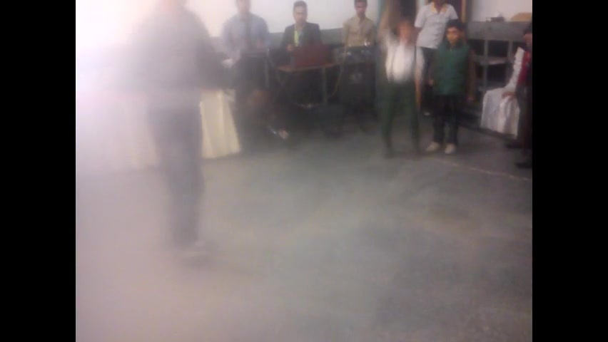 سلام خوبین اینم یه فیلم از رقص...