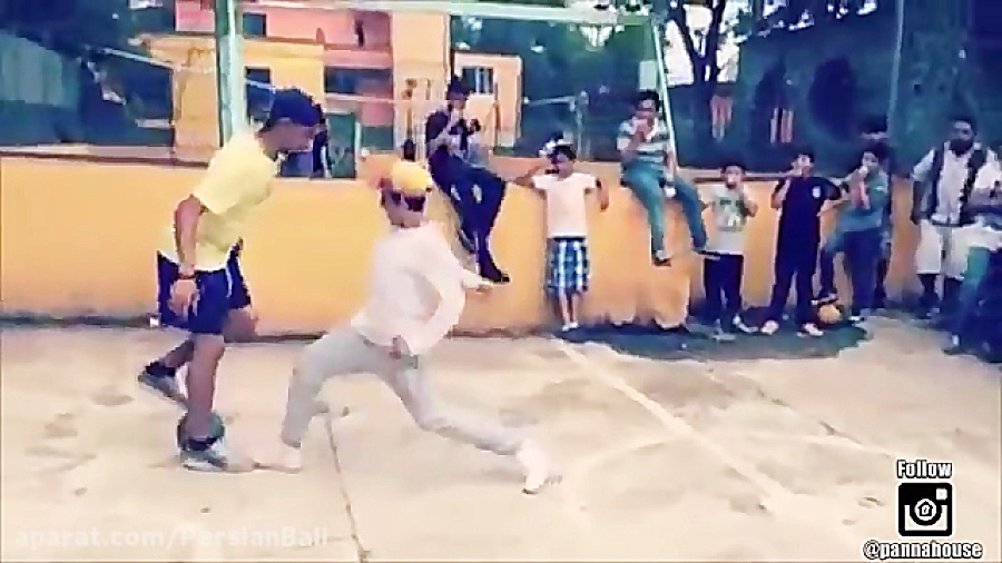 بهترین صحنه های فوتبال خیابونی...