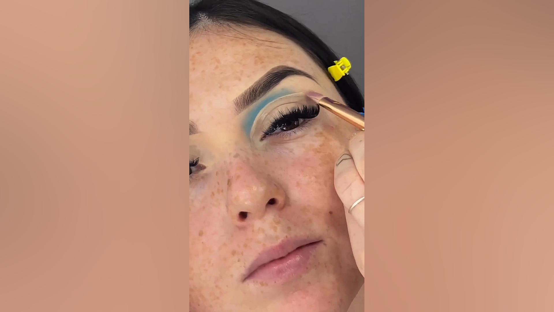 میکاپ به سبک خارجی