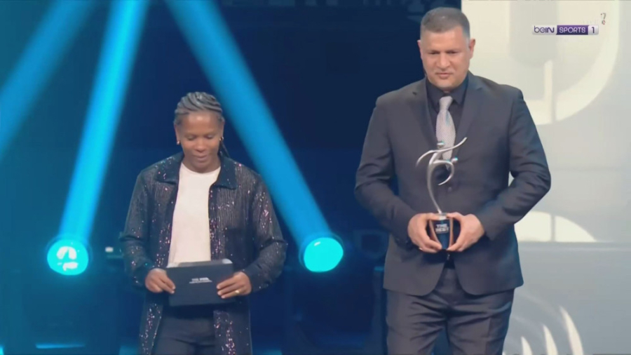 حضور علی دایی در مراسم بهترین...