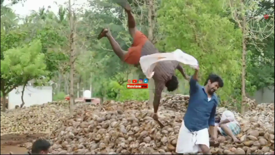 معرفی فیلم هندی 2019 | کودک خا...