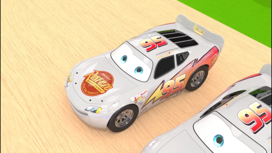 ماشین بازی مک کویبن  ماشین باز...