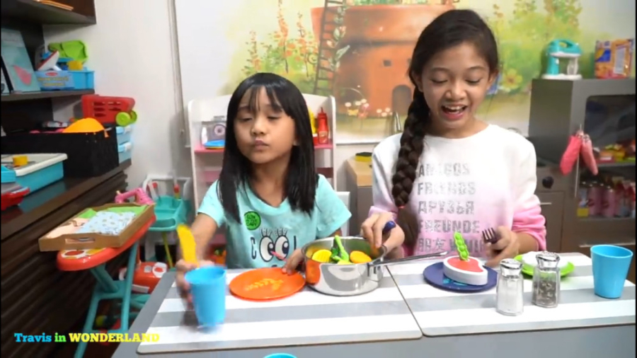 برنامه کودک نستیا به زبان انگل...