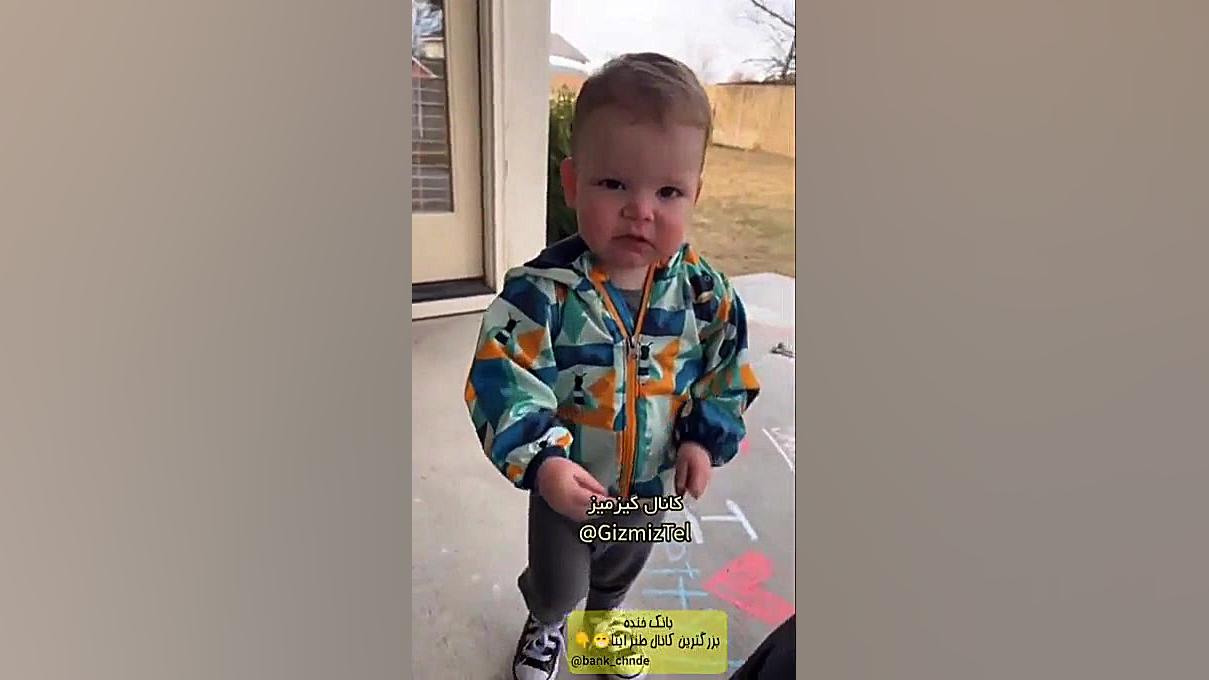 حباب ساختن بچه