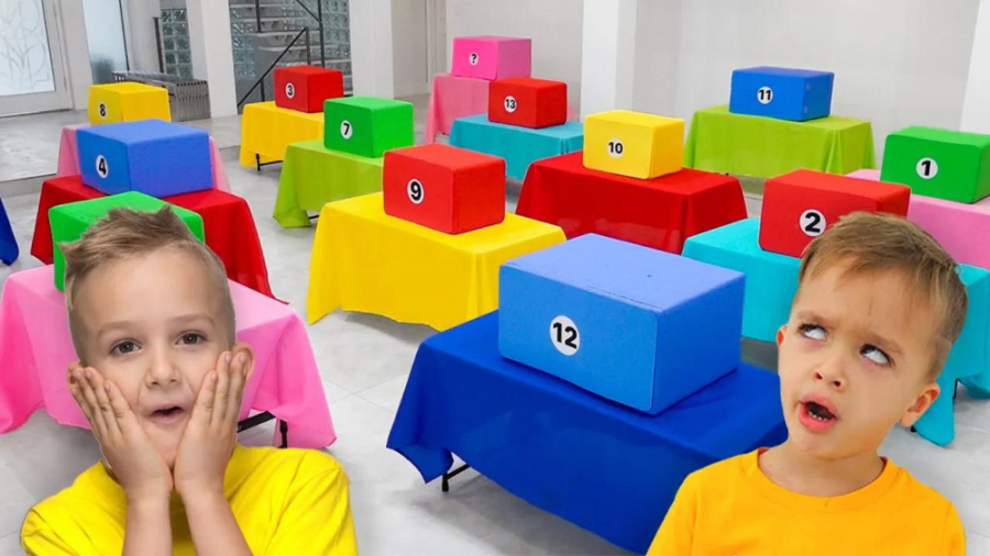 ولاد و نیکی  چالش جعبه پر رمز...