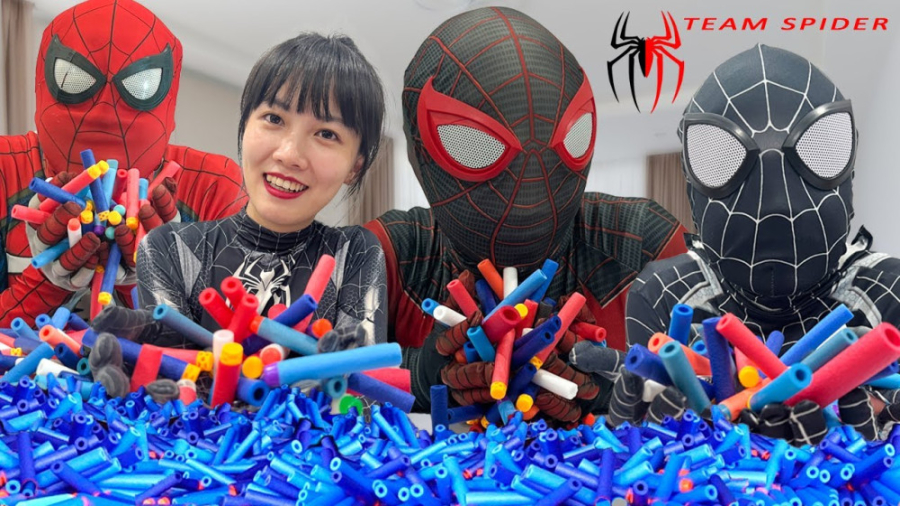 لایو اکشن ونوم گرل  تیم مرد عن...