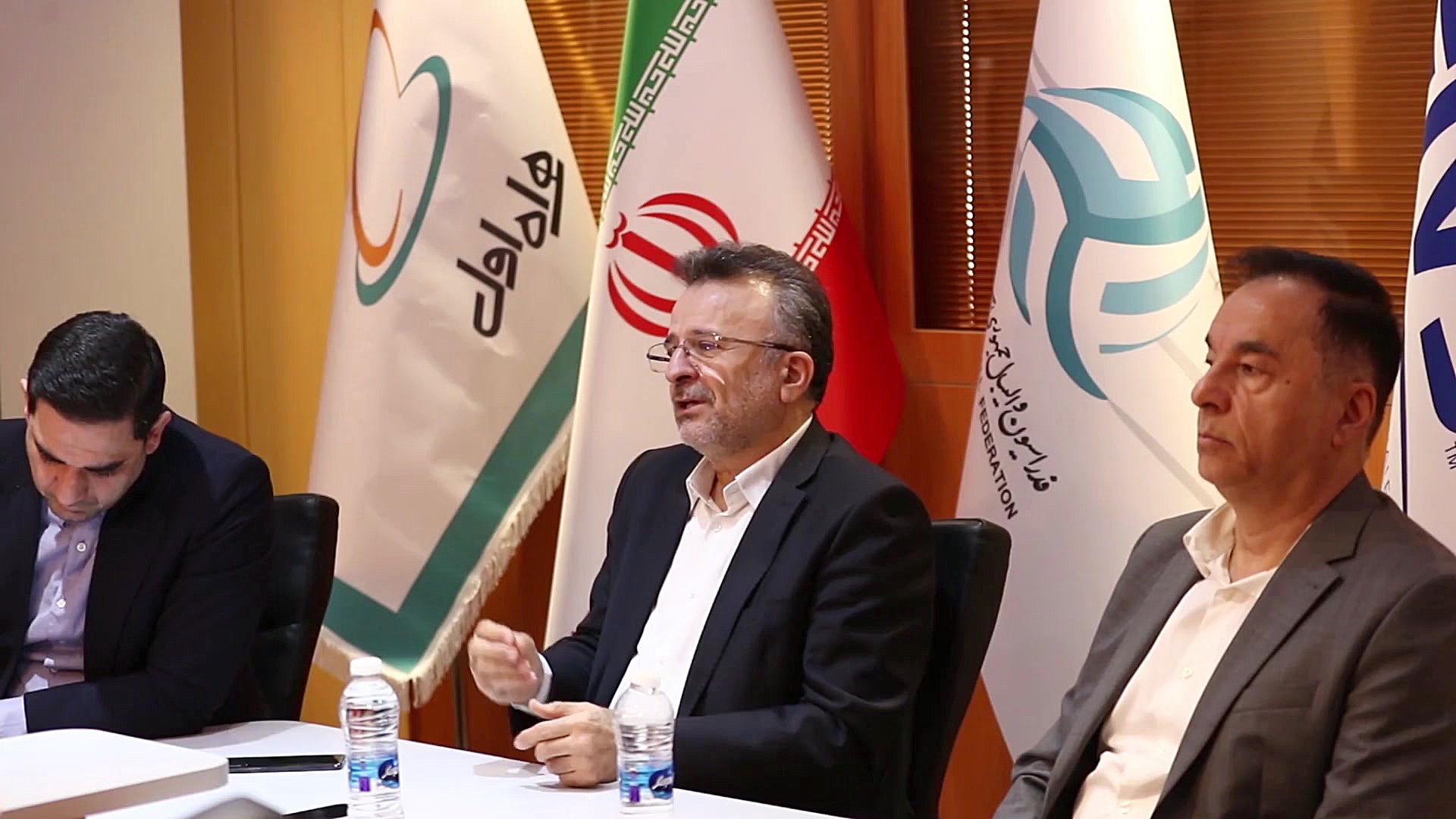 نشست داورزنی با پرسنل فدراسیون...