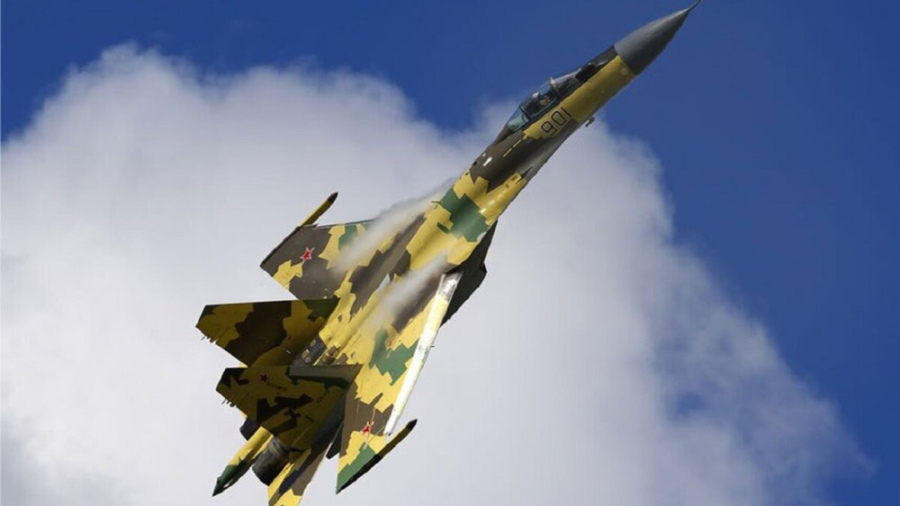 لحظه شلیک موشک از جنگنده سوخو...