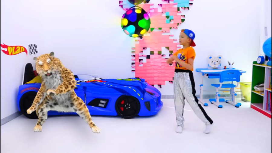 ولاد و نیکی به زبان انگلیسی Vl...