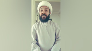 ماست رو ریخت سر بی حجابا!!