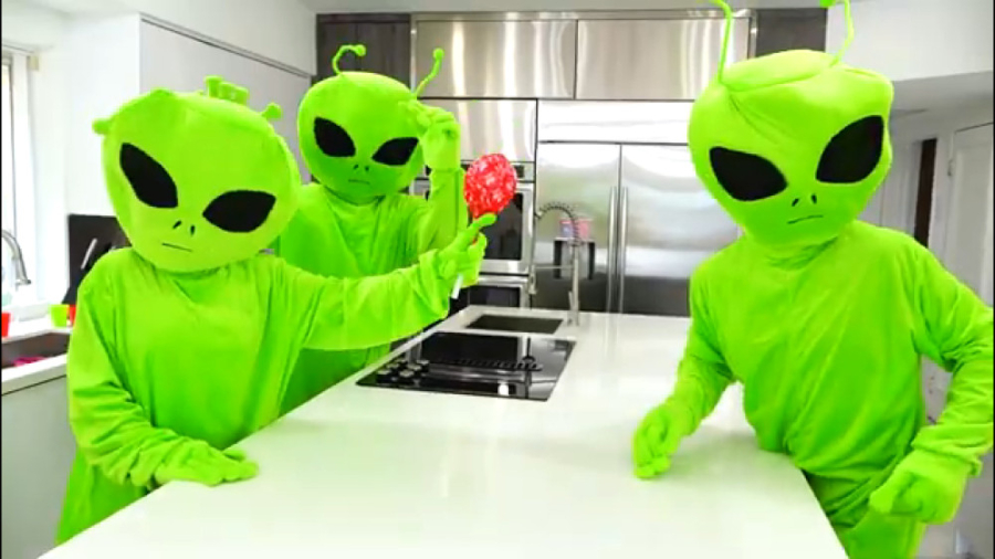 ولاد و نیکی و مامان جدید  برنا...