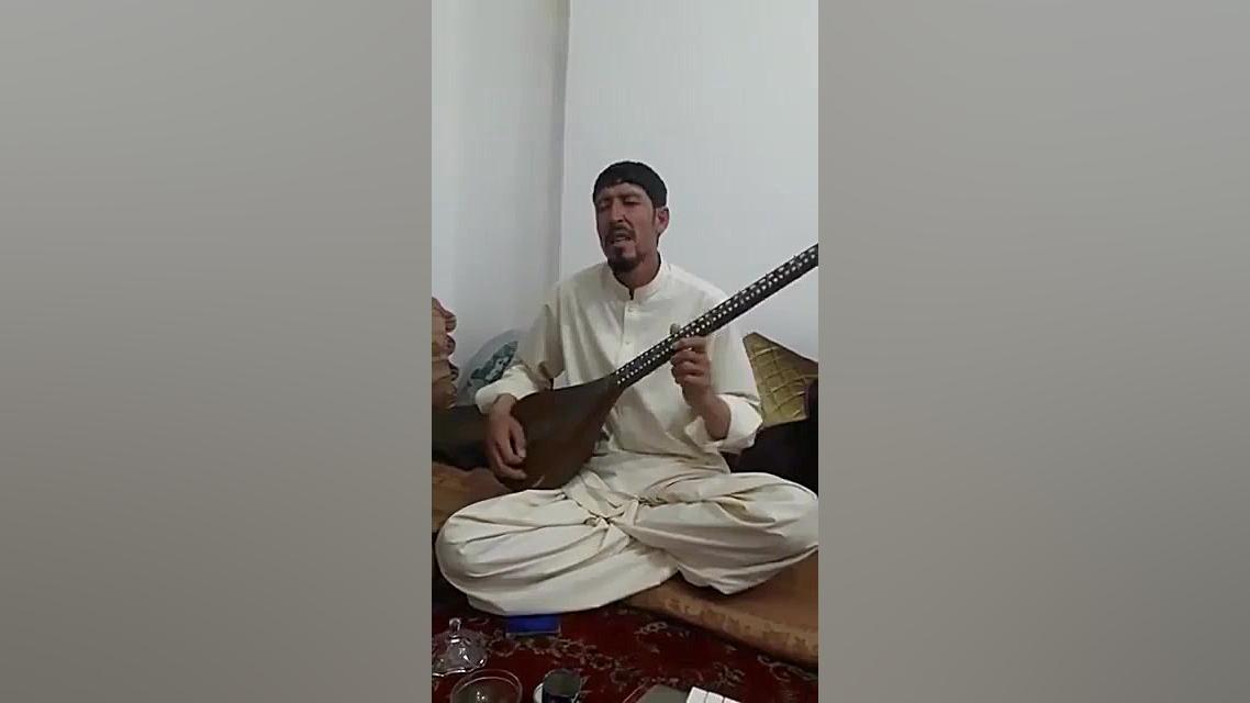 گل احمد خاک سارغوری