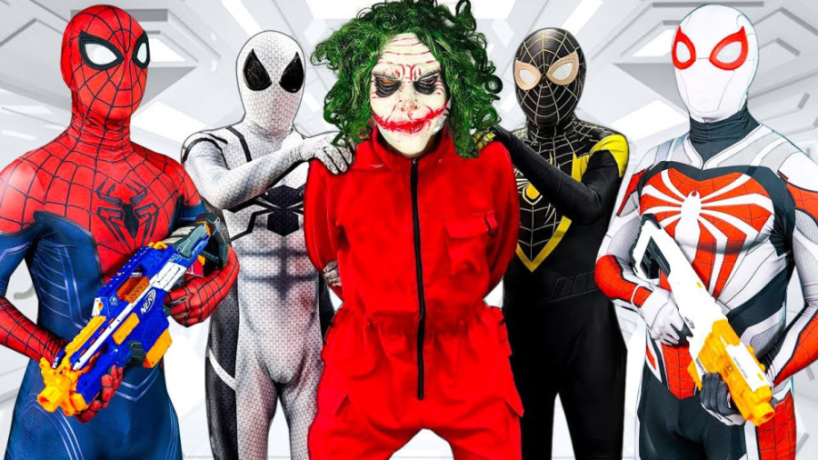 داستان ابرقهرمان | پسر جدید قه...