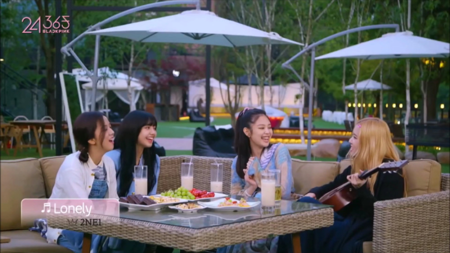 کاور اهنگ های &laquo;Price Tag...