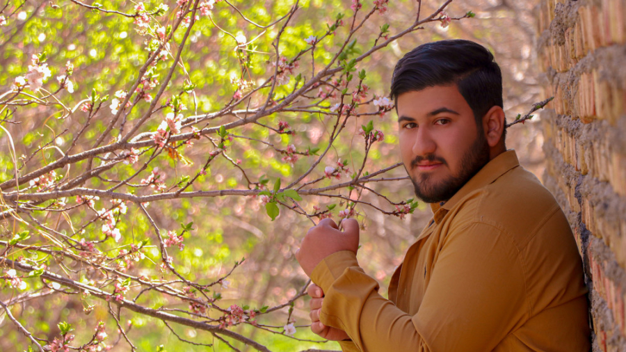 عکاسی بهاری از شکوفه ها با ادی...