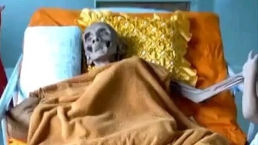 فیلمی از کهنسال ترین آدم جهان...