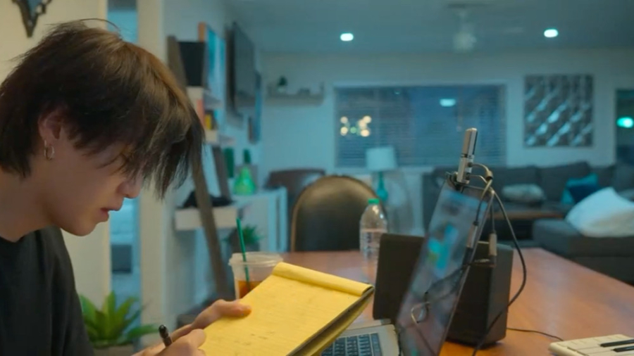 مستند یونگی کامل زیرنویس چسپید...