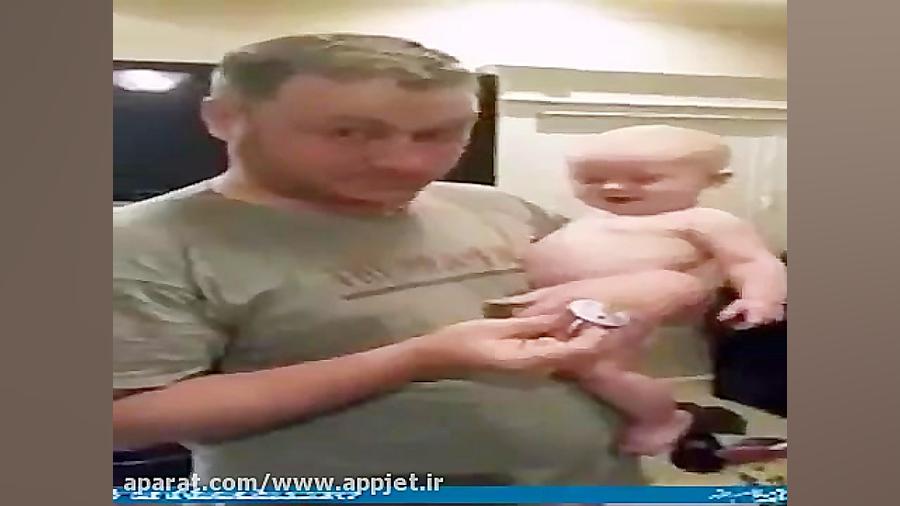 بازی کردن با کودک...