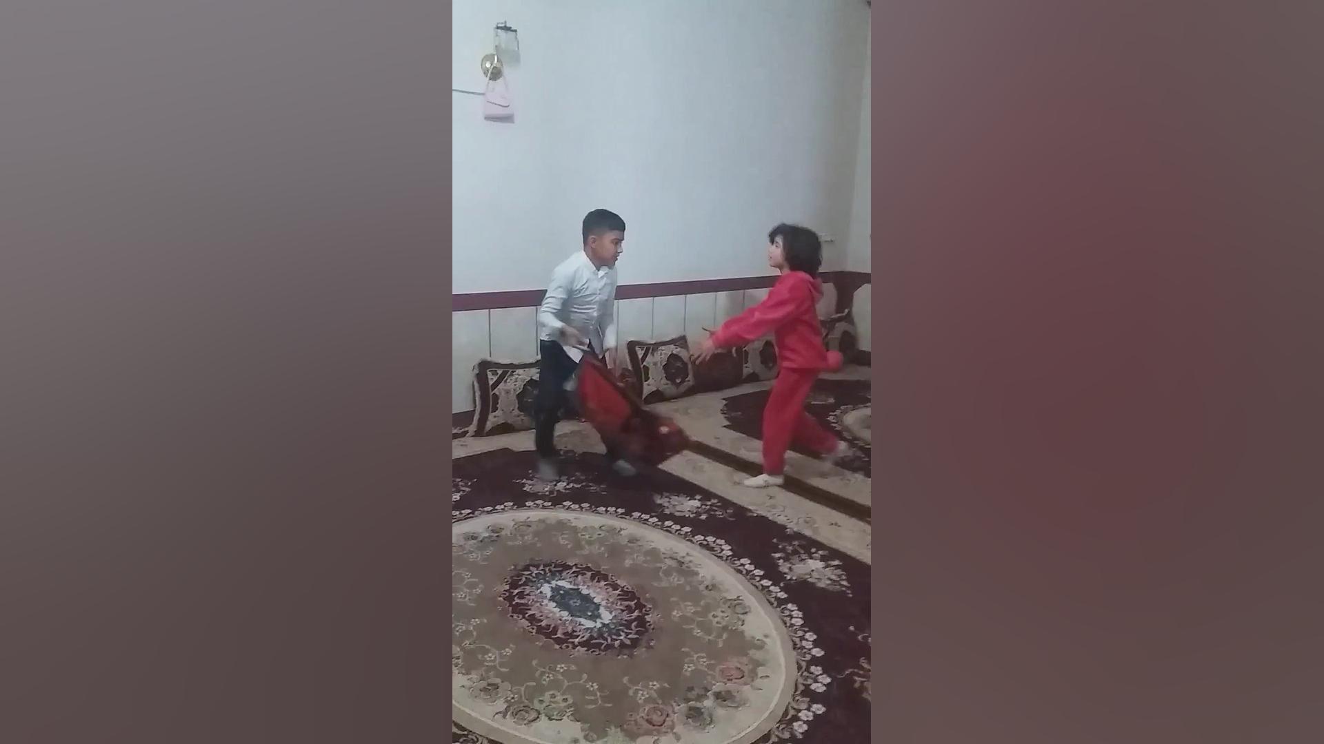 بالش بازی من و بچه های عموم