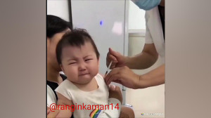 کلا یادش رفت واسه چی گریه میکن...