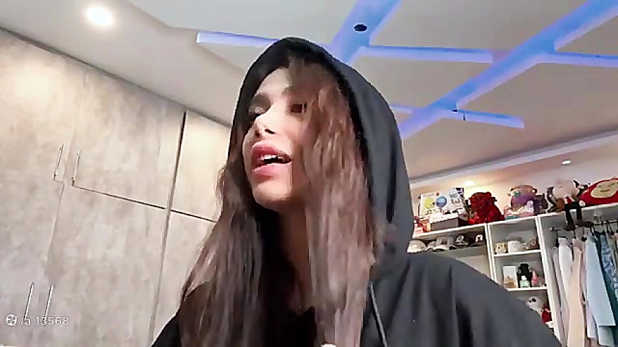 دیانا وارسلان : اکران خانه ی پ...