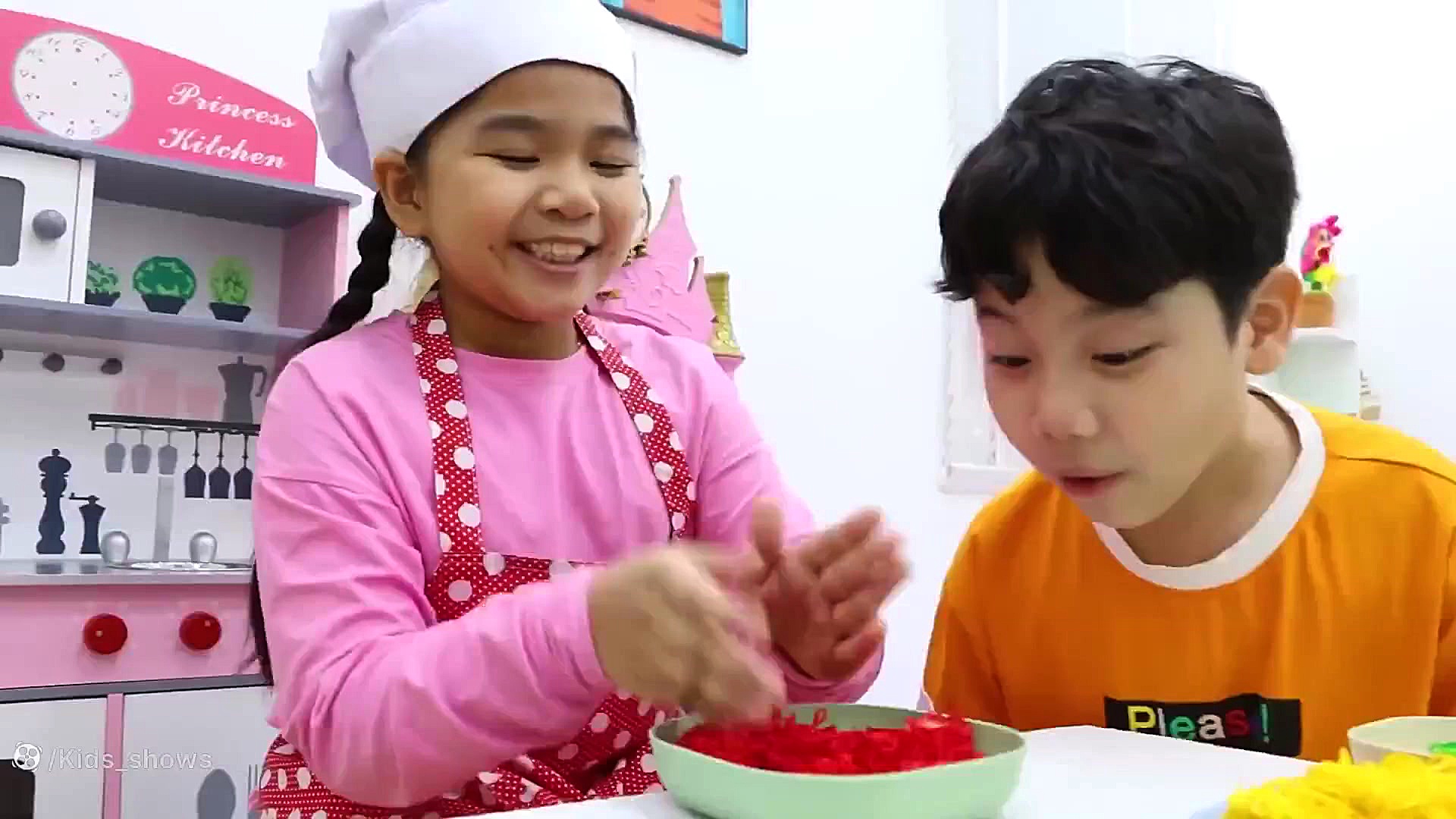 بازی آشپزی کودکانه با آنی و سو...