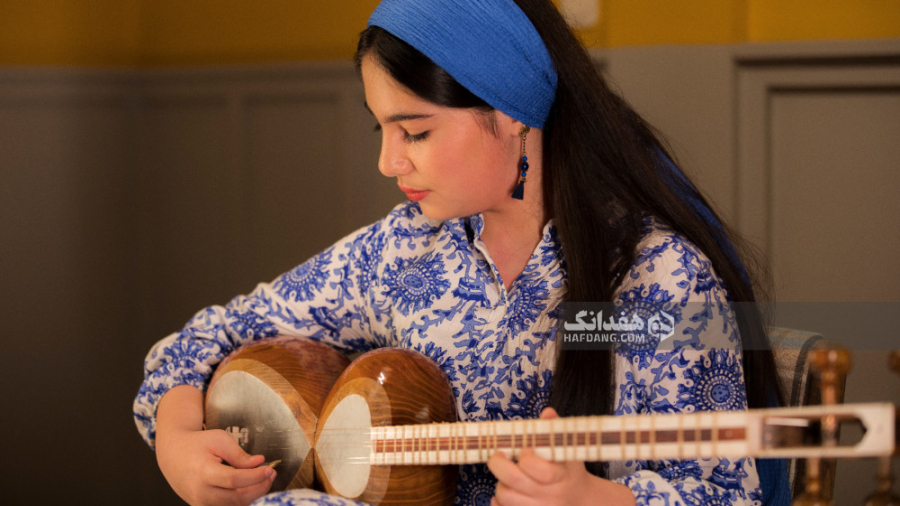 تارنوازی دختر با استعداد نسل د...