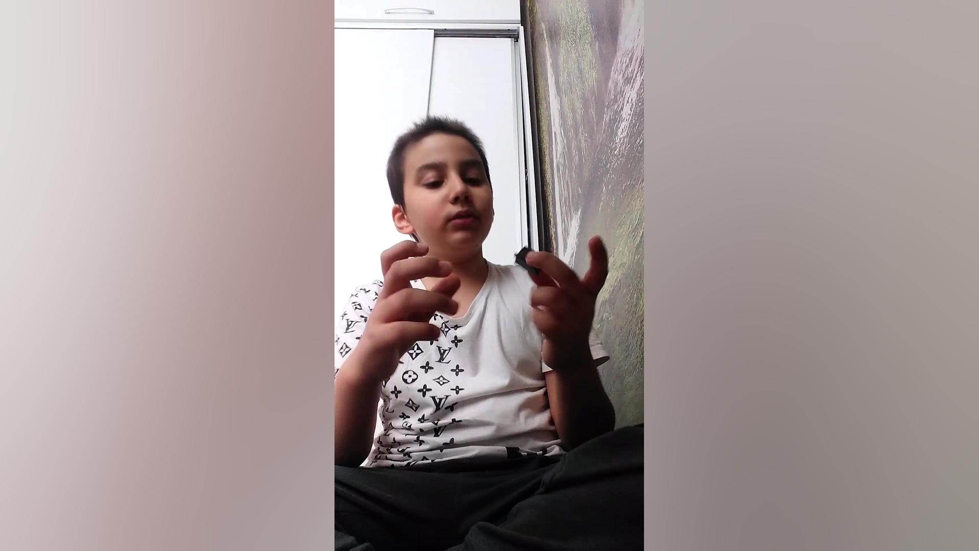 چالش خوردن شکلات